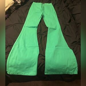 NWOT bell bottom jeans
